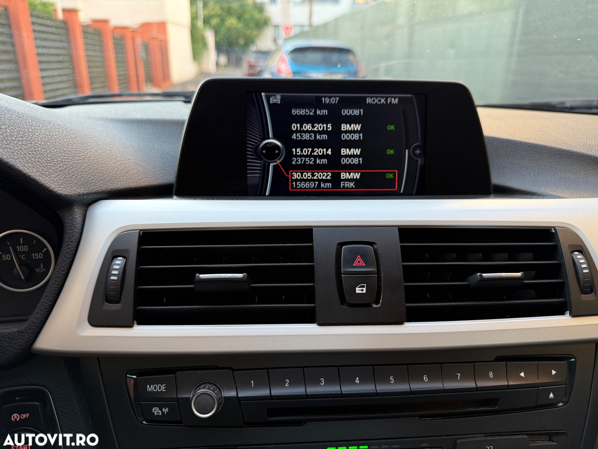 BMW Seria 3 320d - 18