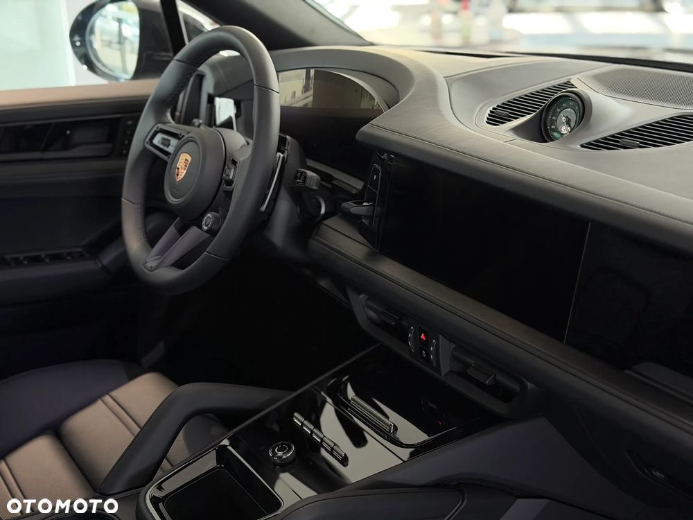 Porsche Cayenne Black Edition - 27