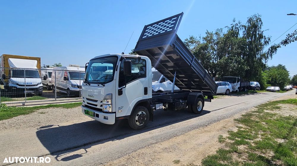 Isuzu Basculabila - 1