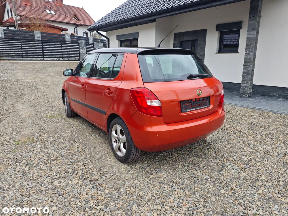 Skoda Fabia - 4