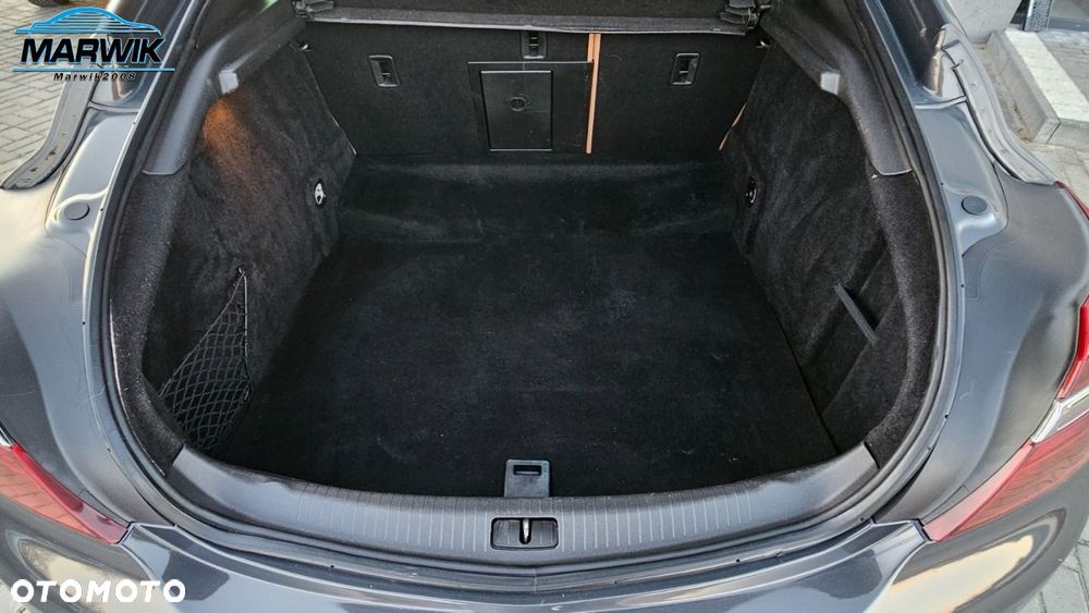 Opel Insignia - 34