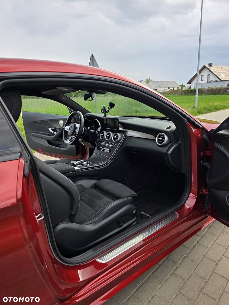 Mercedes-Benz Klasa C 220 d 4MATIC 9G-TRONIC - 13