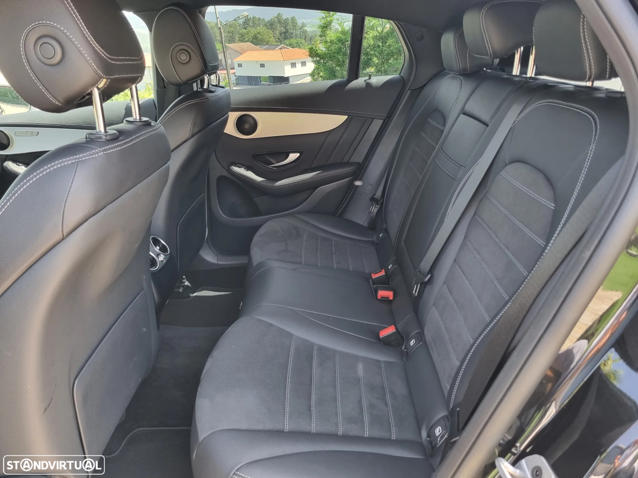 Mercedes-Benz GLC 300 e Coupé 4Matic - 21