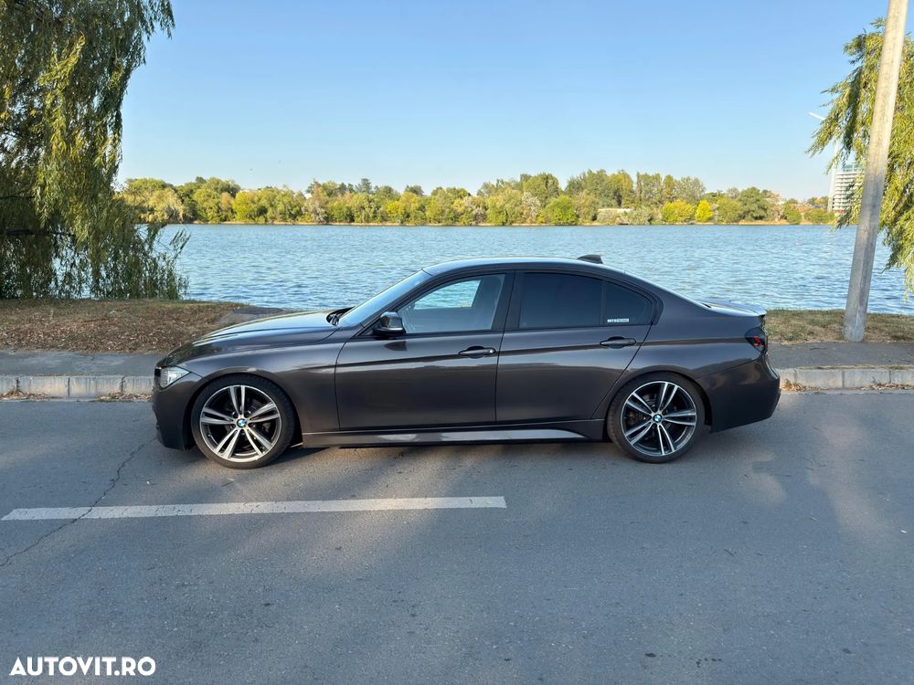 BMW Seria 3 328i - 3