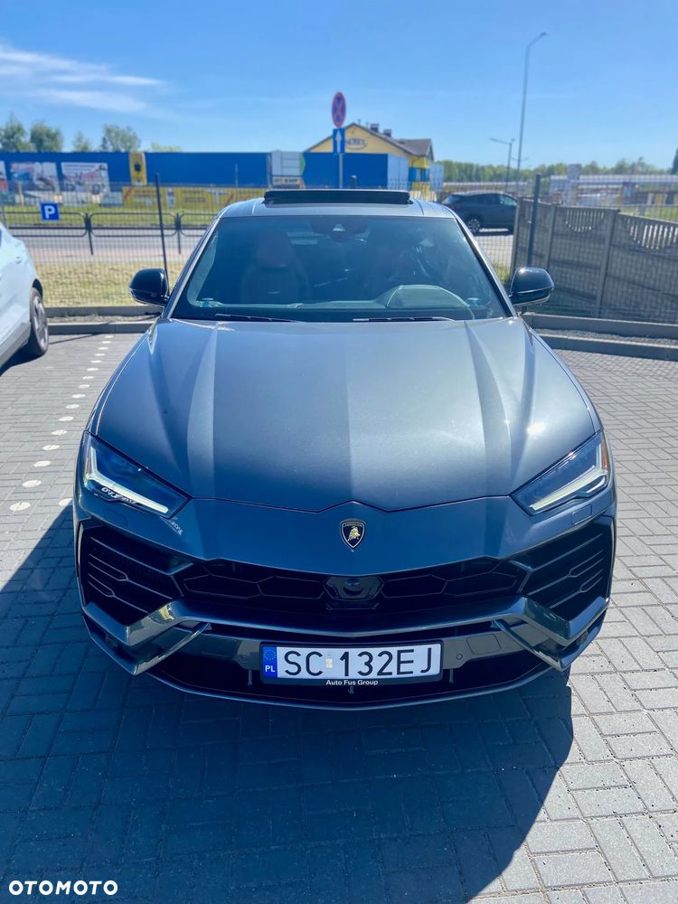 Lamborghini Urus Standard - 2
