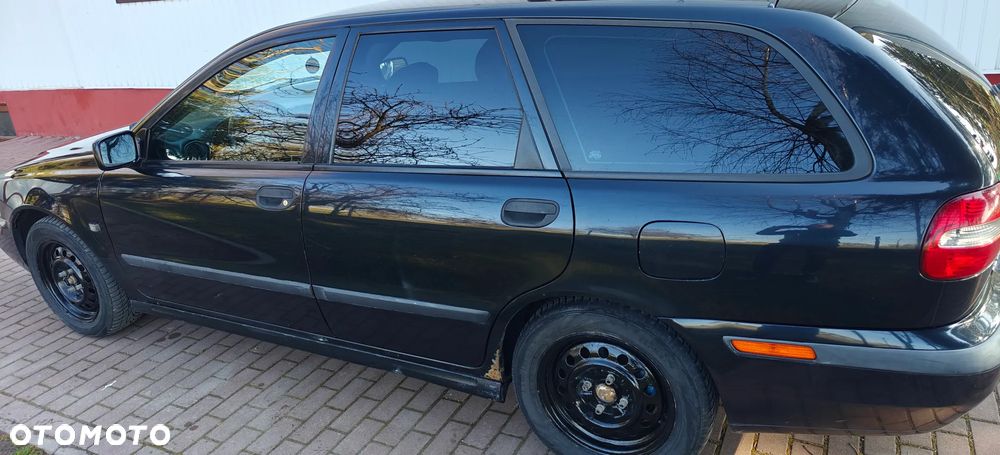 Volvo V40 1.8 - 3
