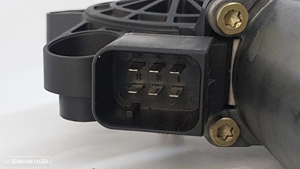 MOTOR ELEVADOR FRENTE DIREITO MERCEDES CLASE C (W203) BERLINA 220 CDI (203.006) - 4