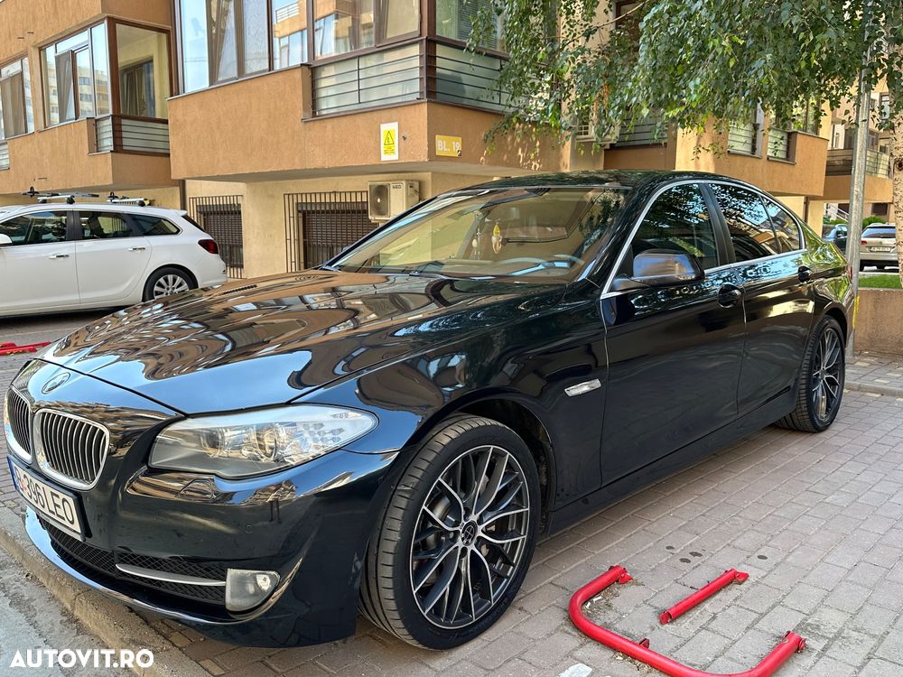BMW Seria 5 525d xDrive AT - 1