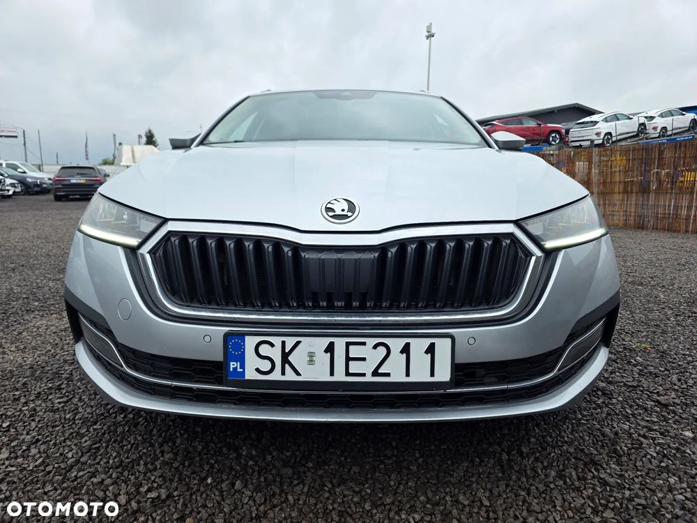 Skoda Octavia 2.0 TDI DSG RS - 5