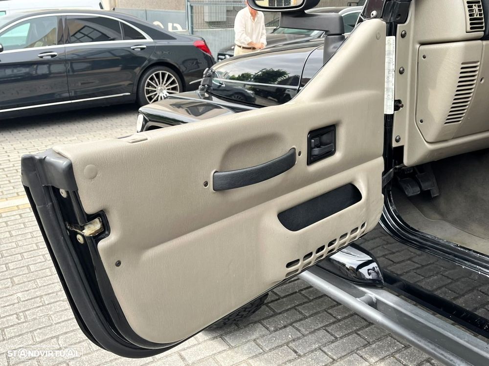 Jeep Wrangler 2.4 - 9