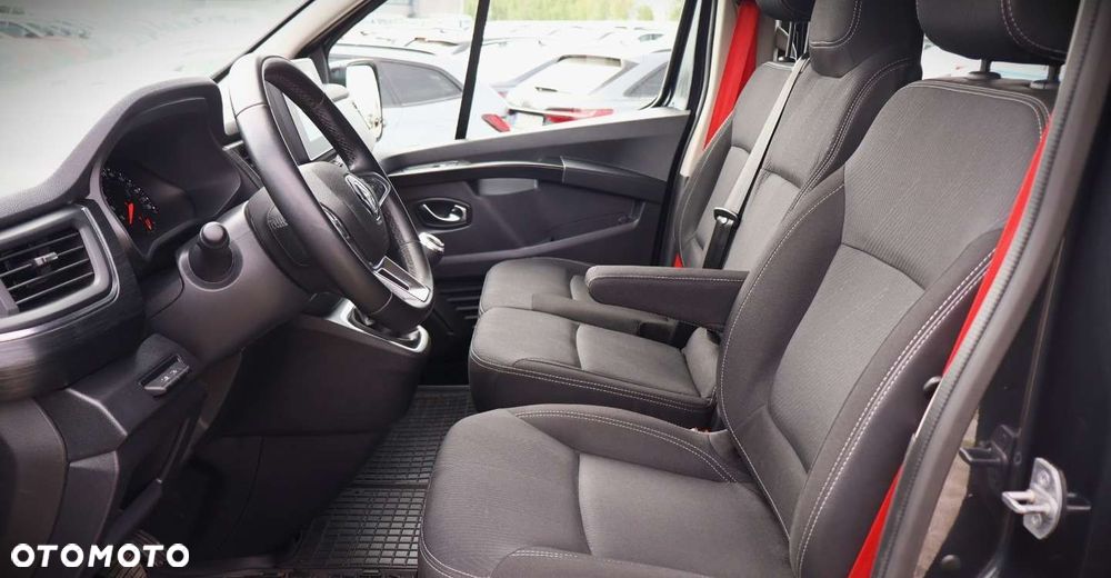 Renault Trafic - 13