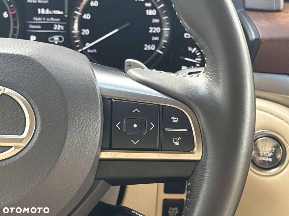 Lexus LX 570 Omotenashi - 30