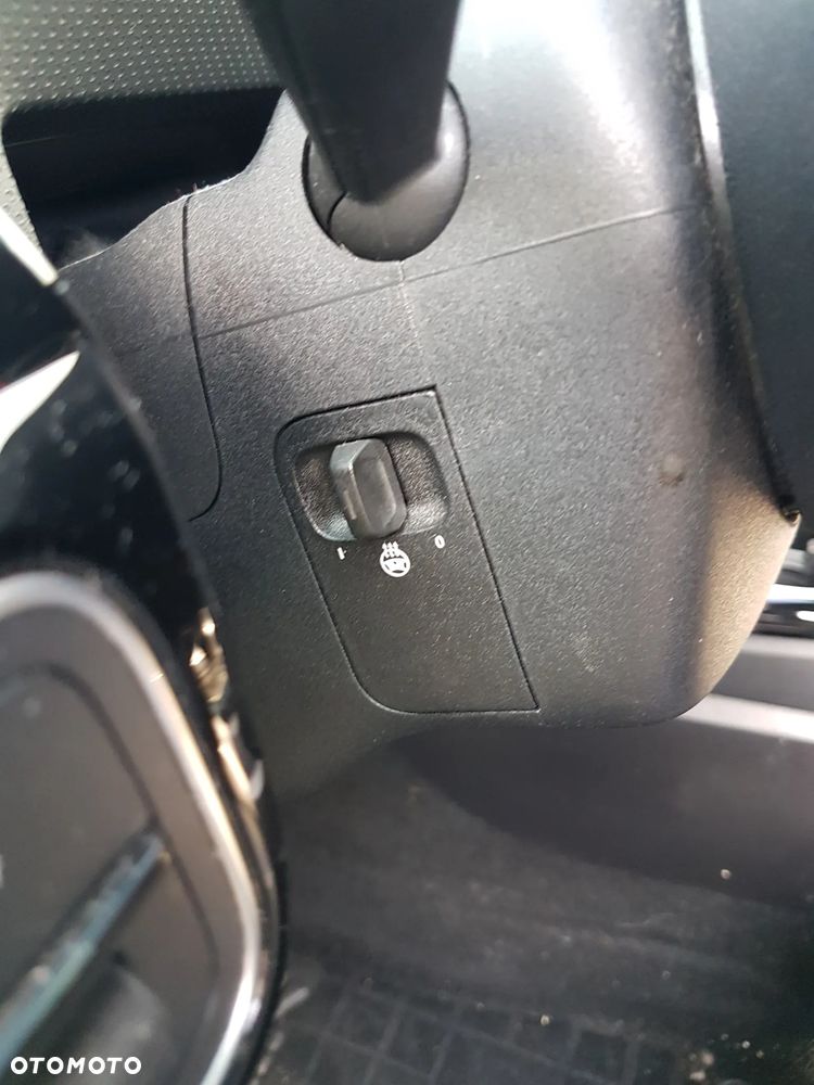 Mercedes-Benz Klasa A 250 4Matic 8G-DCT Special Edition - 27