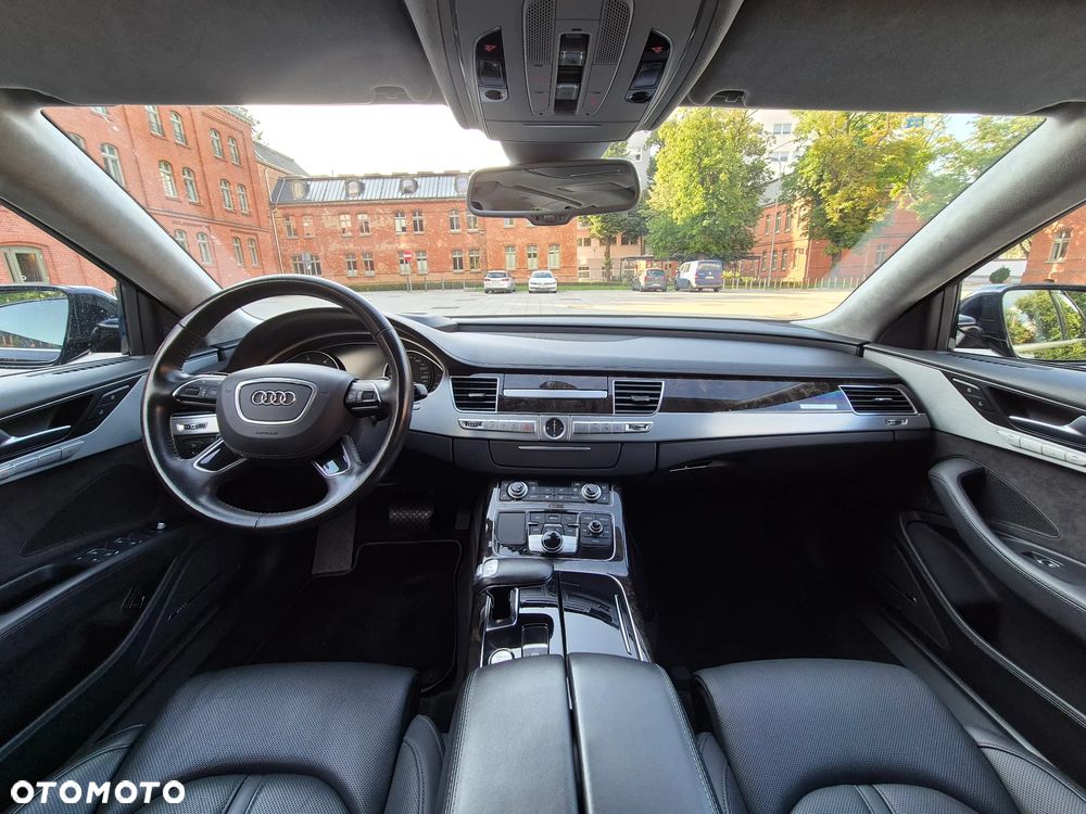Audi A8 4.2 TDI DPF (clean diesel) quattro tiptronic Lang - 13