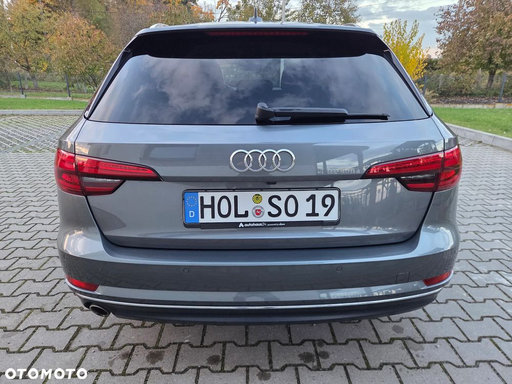 Audi A4 Avant - 10