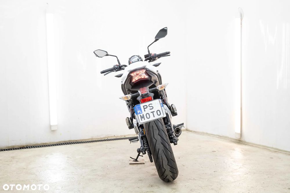 Kawasaki Z 650 - 7