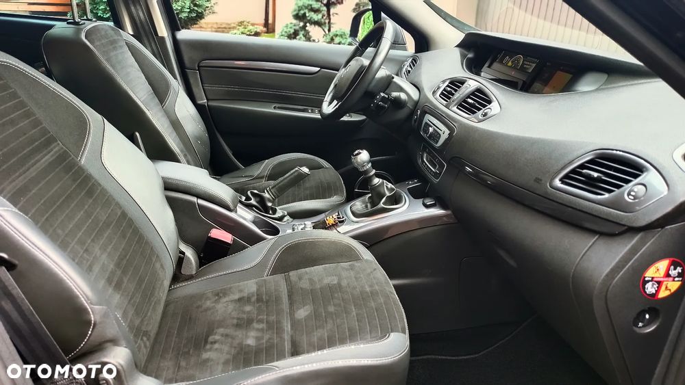 Renault Scenic ENERGY TCe 130 S&S Xmod Bose Edition - 10