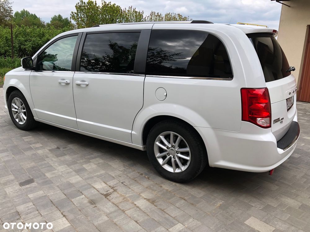 Dodge Grand Caravan 3.6 Express - 19