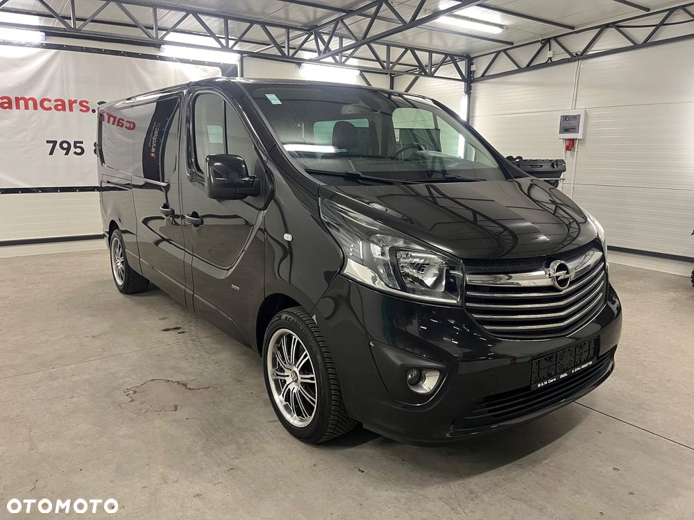Opel Vivaro - 8