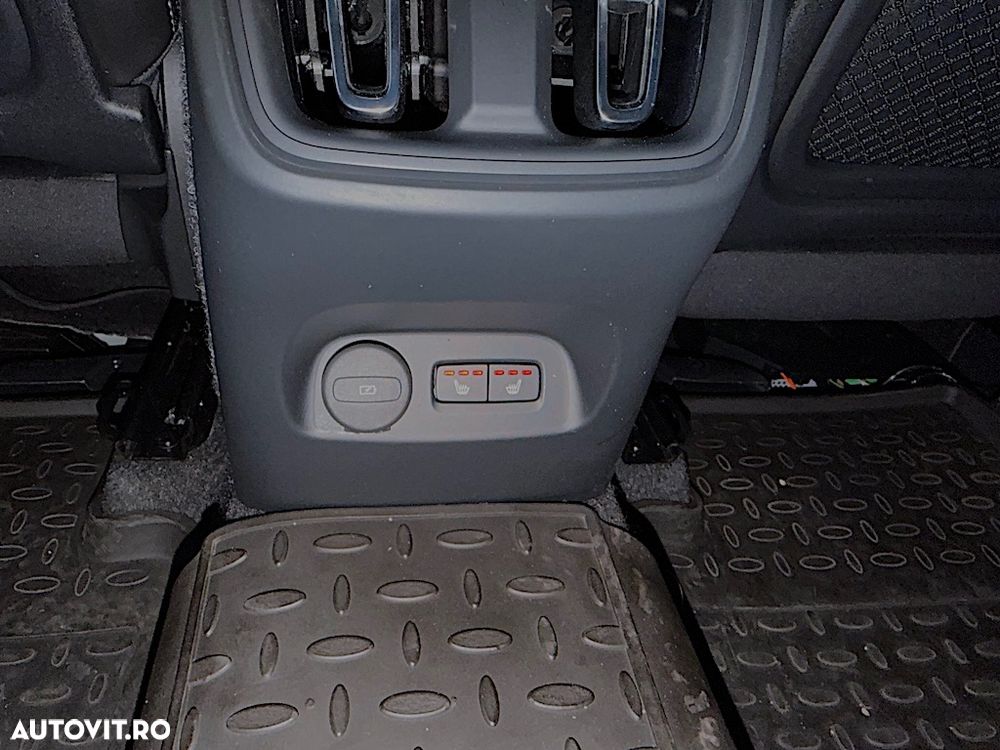 Volvo XC 40 D4 AWD Inscription - 15