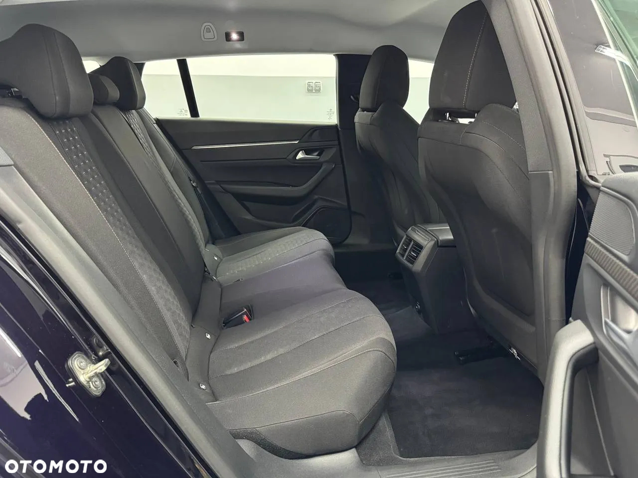 Peugeot 508 1.5 BlueHDi Active S&S EAT8 - 26