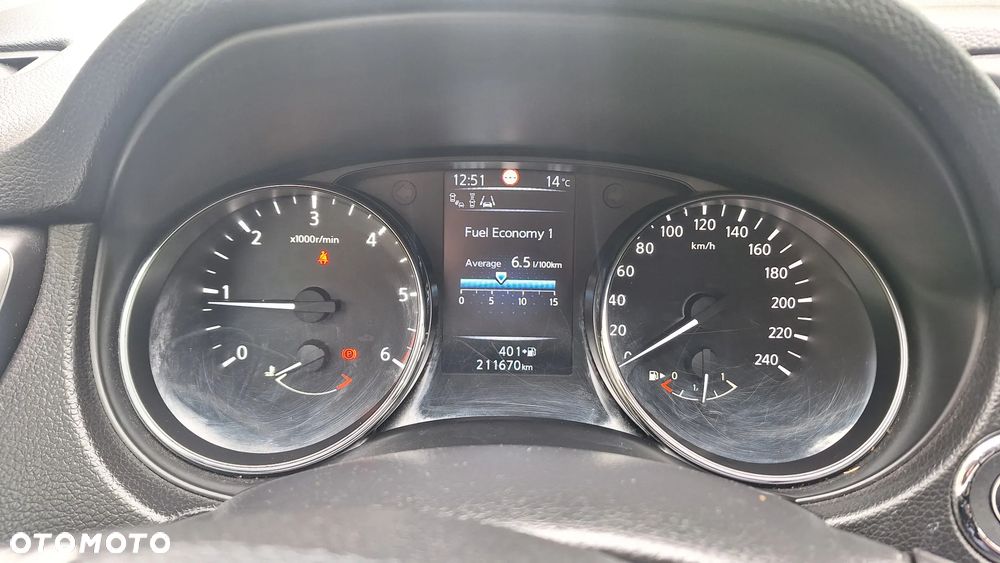Nissan Qashqai 1.6 dCi Tekna S&S - 5