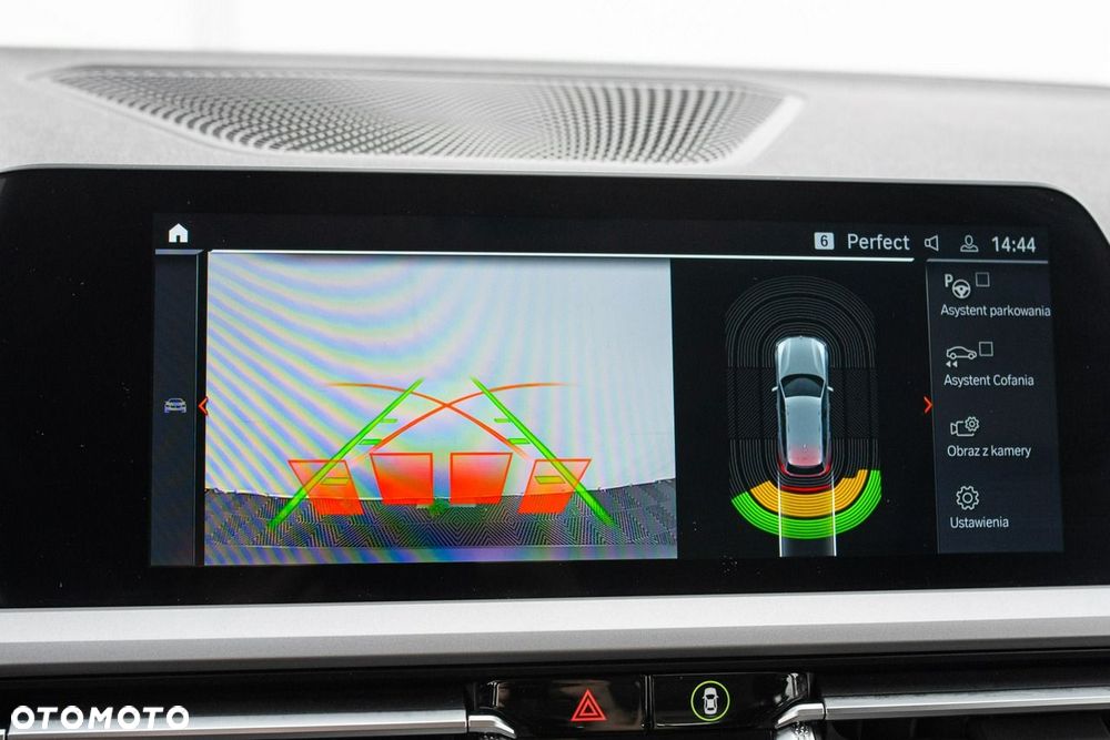 BMW Seria 3 318i - 21