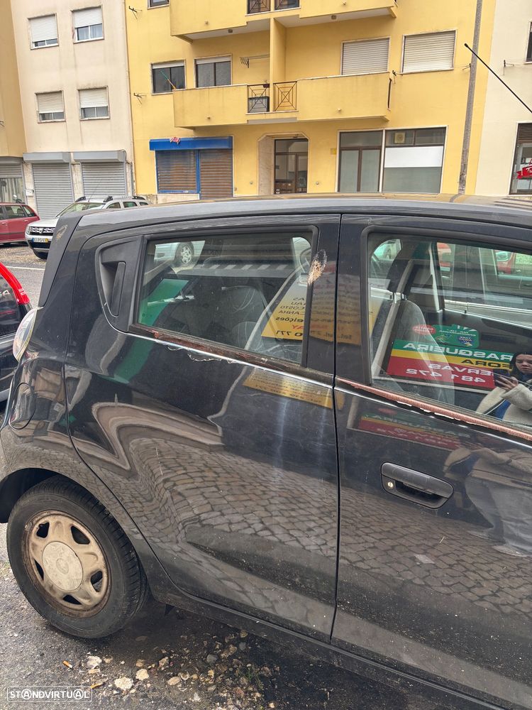 Chevrolet Spark 1.0 L - 6