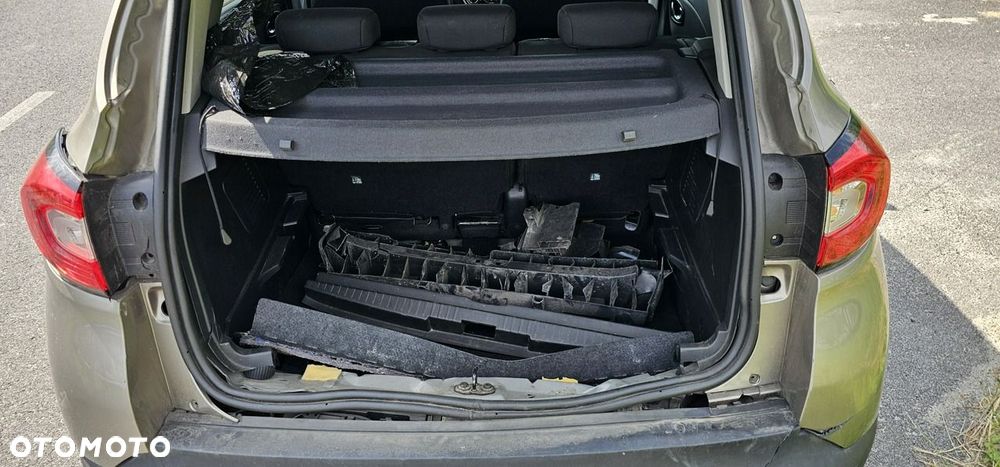 Renault Captur - 19