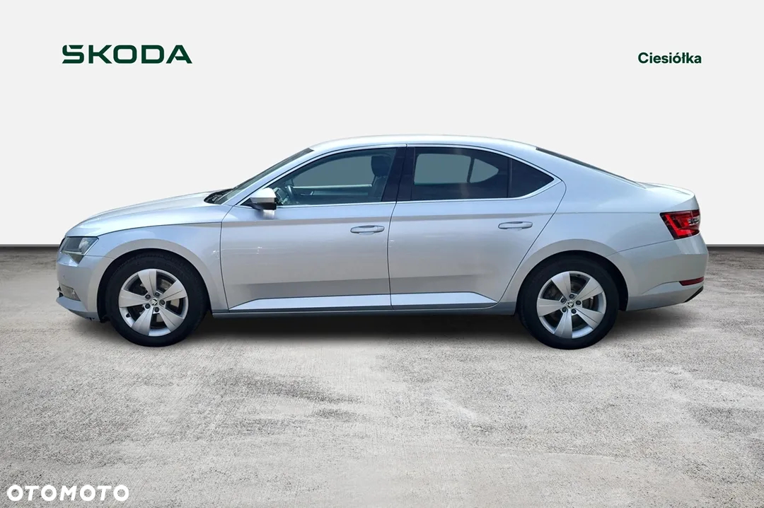 Skoda Superb 2.0 TDI Ambition - 2