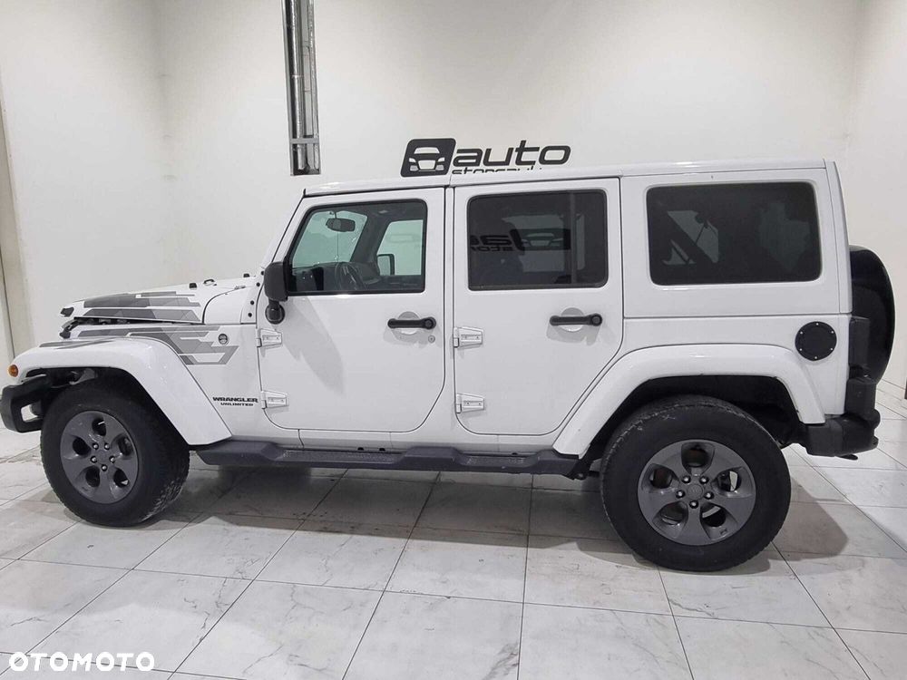 Jeep Wrangler - 2