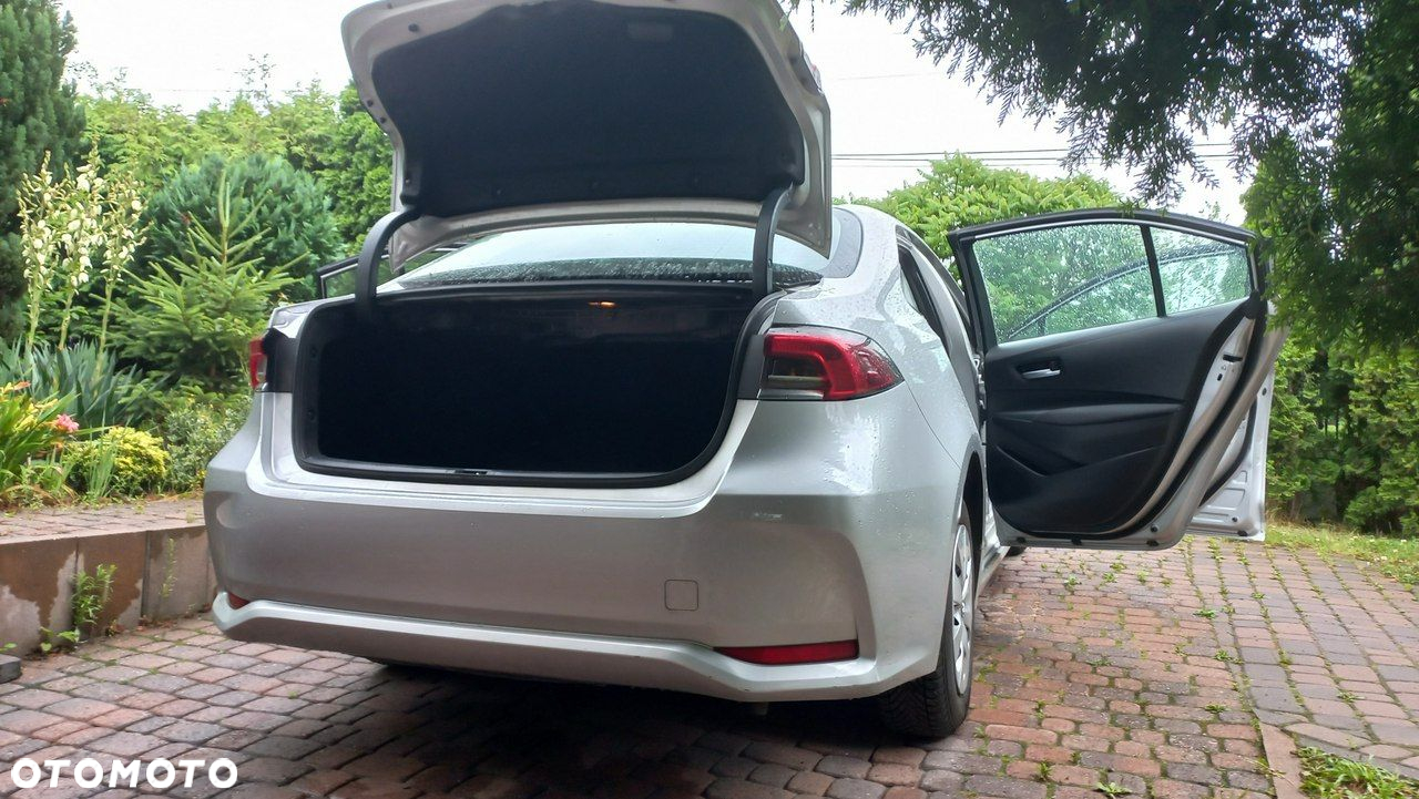 Toyota Corolla - 25