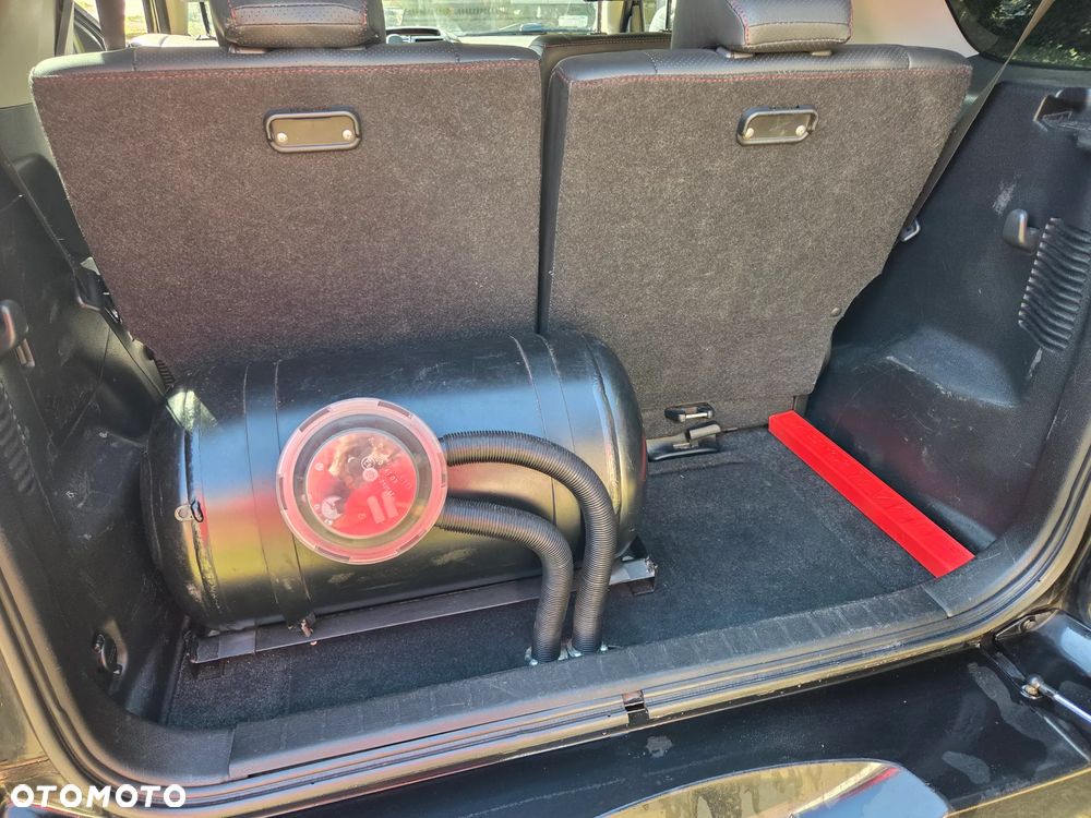 Suzuki Grand Vitara 1.6 - 9