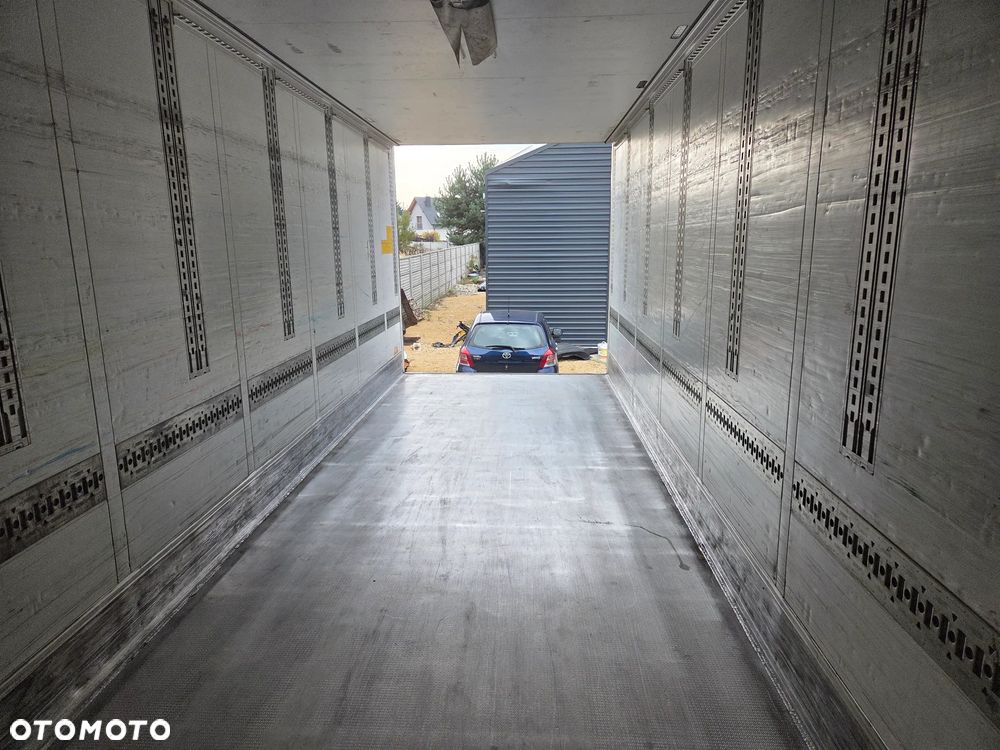 Schmitz Cargobull SKO24 - 8