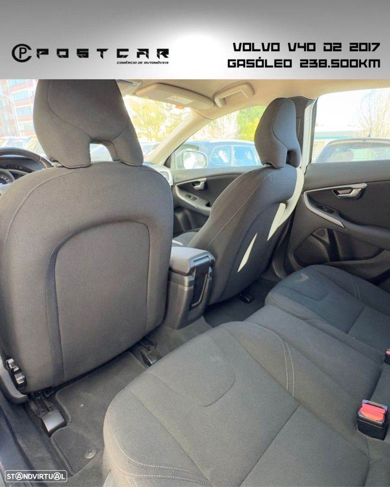 Volvo V40 2.0 D2 Inscription - 28