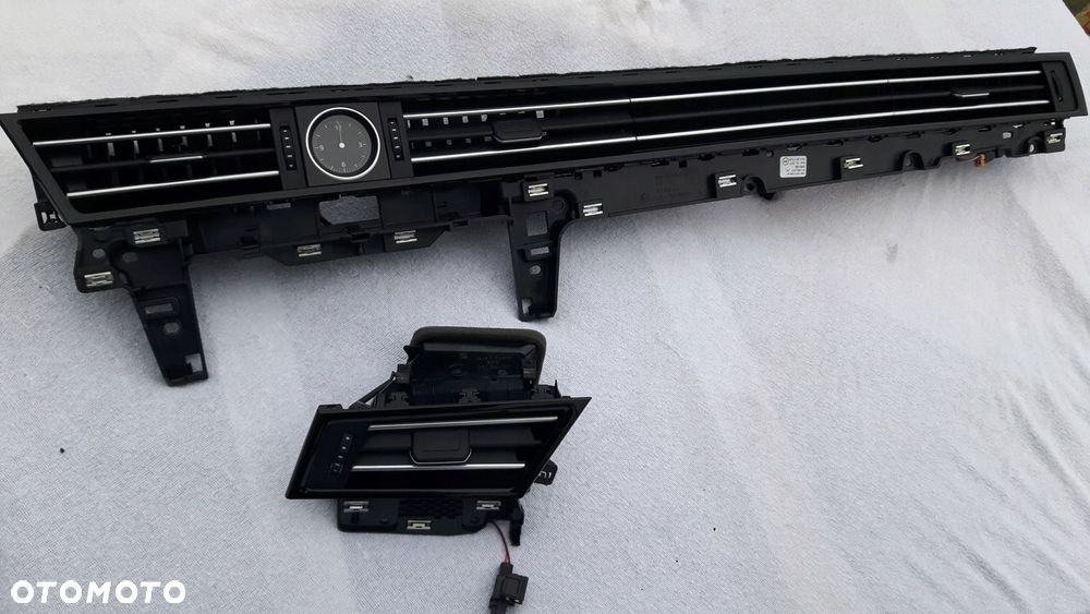 PASSAT B8 DEKORY LISTWA NAWIEWU NOWA ORYGINAŁ 3Q0 - 1