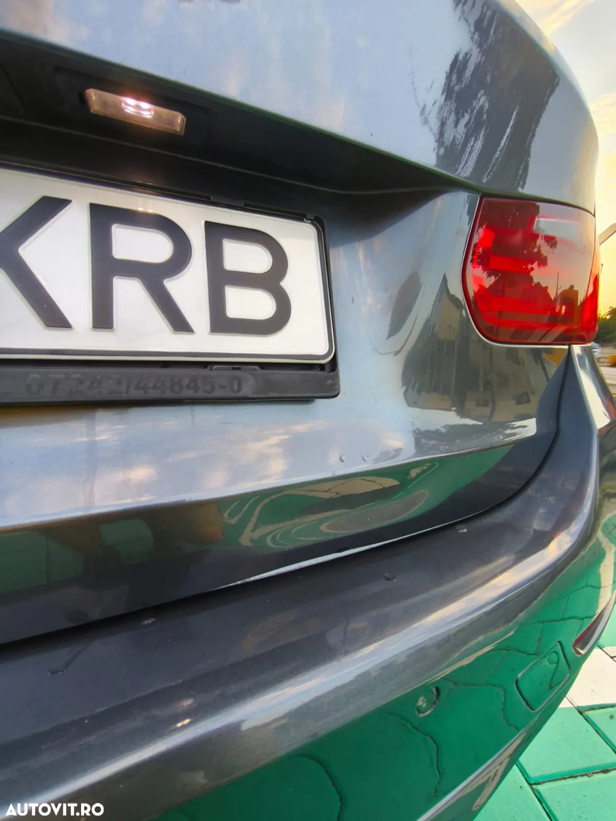 BMW Seria 3 318d Touring - 22