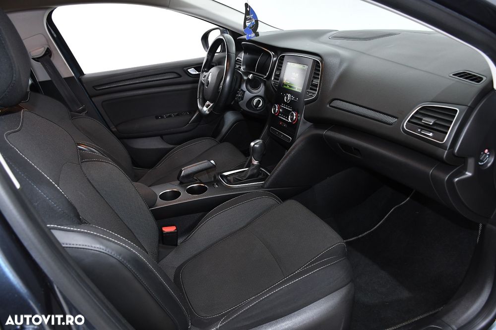 Renault Megane ver-1-5-dci-edc-intens - 5