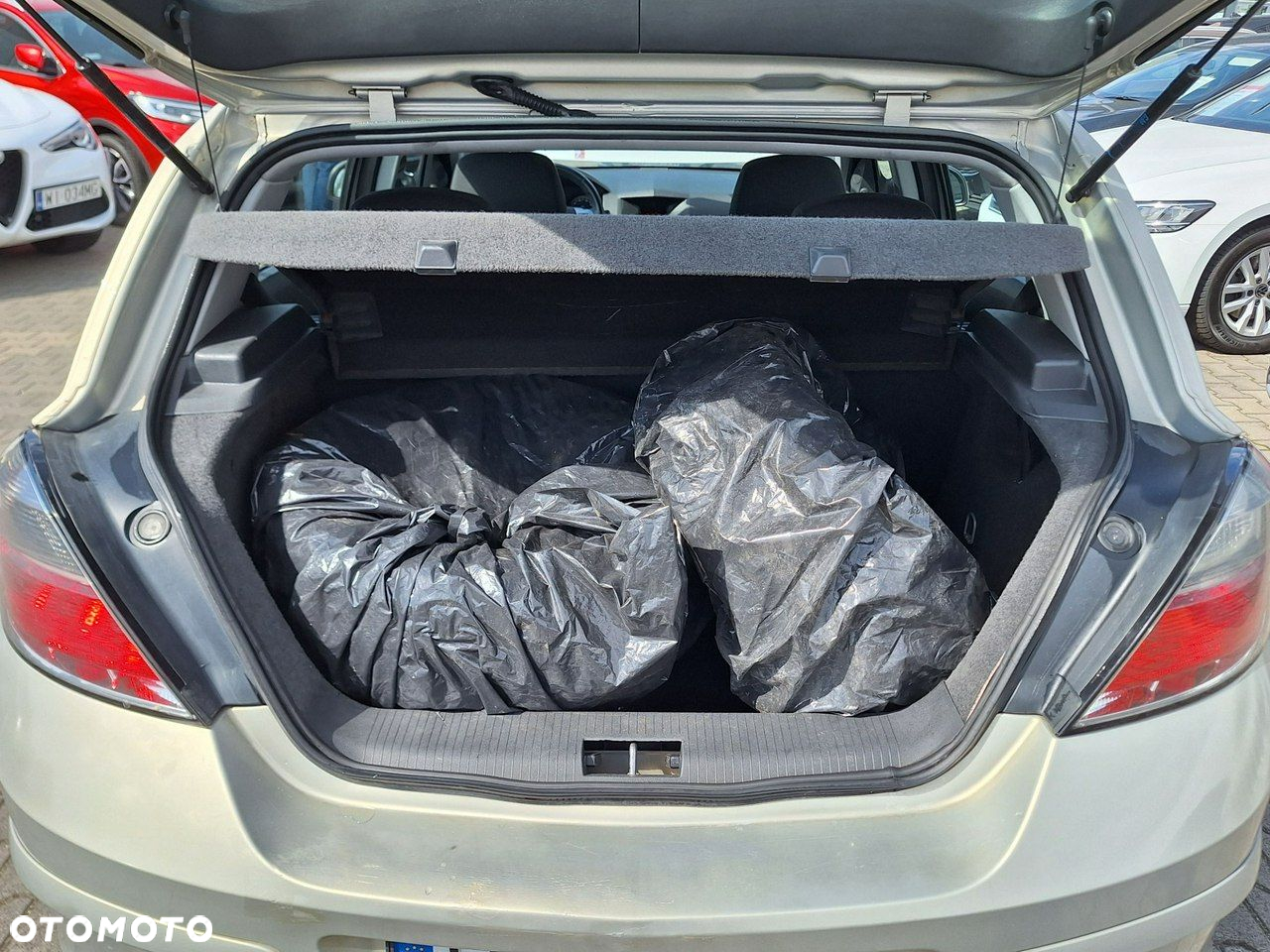 Opel Astra - 18