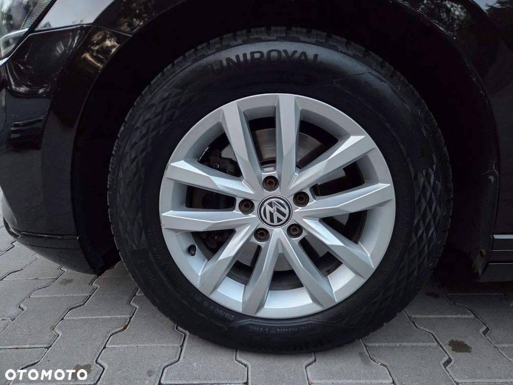 Volkswagen Passat 2.0 TDI EVO Elegance DSG - 15
