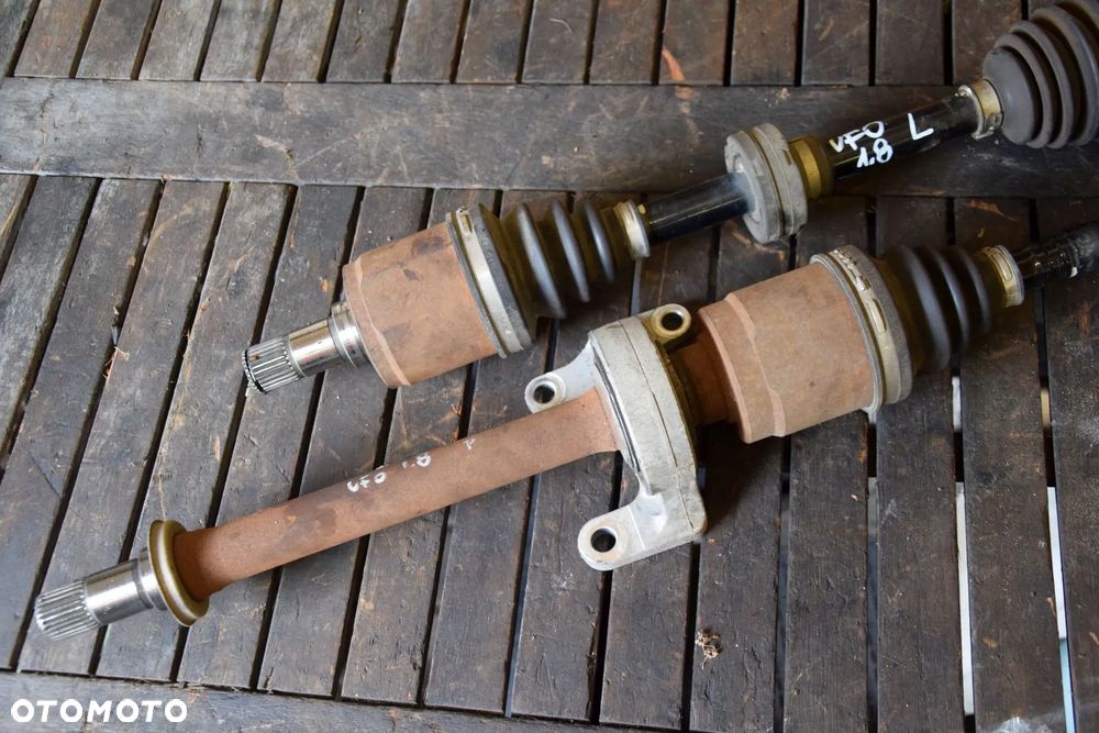 Honda Civic VIII UFO 06-11 1.8 Półoś prawa lewa tylko 69,000km ! - 3