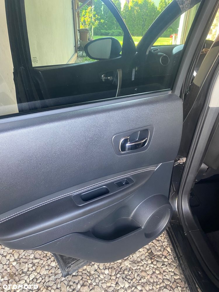 Nissan Qashqai 2.0 4x4 Tekna CVT - 12
