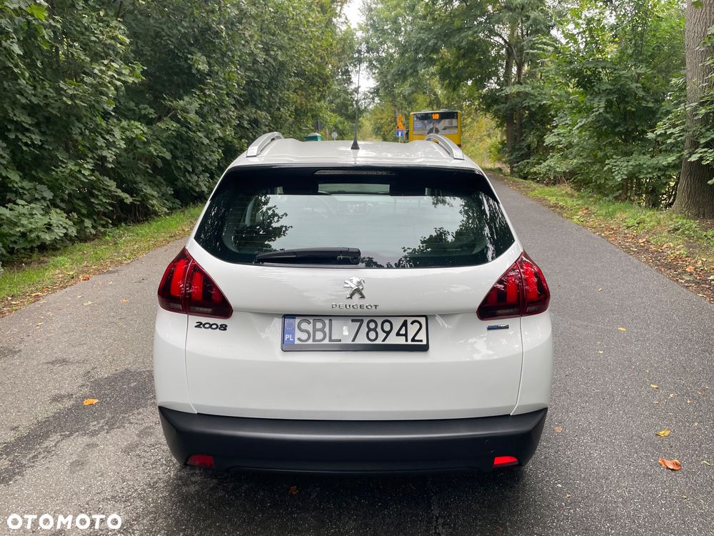 Peugeot 2008 1.2 Pure Tech Style - 7