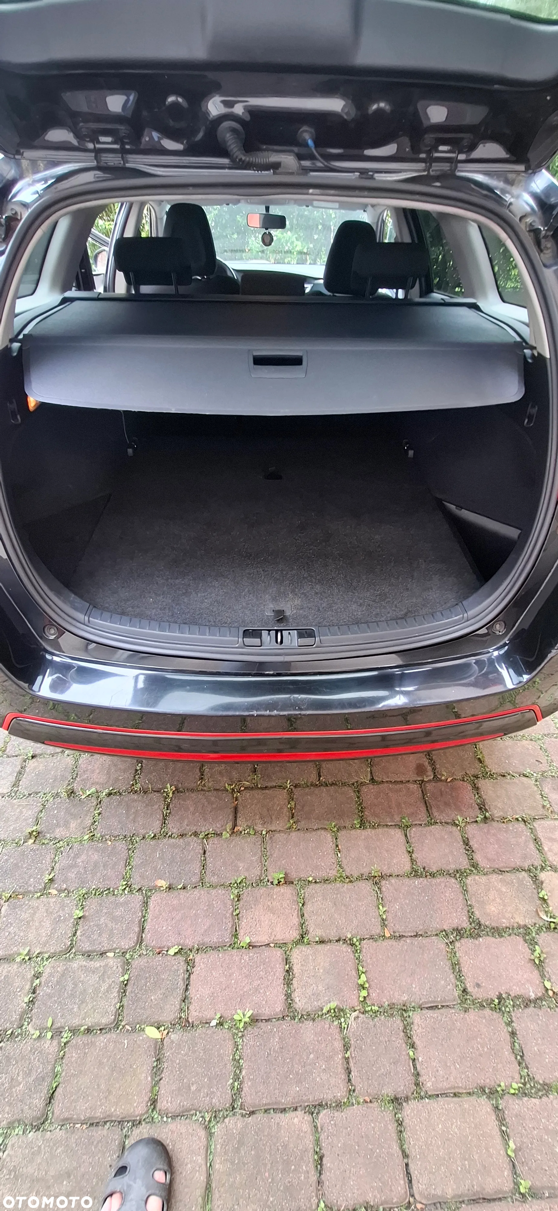 Toyota Auris 1.6 Red - 16