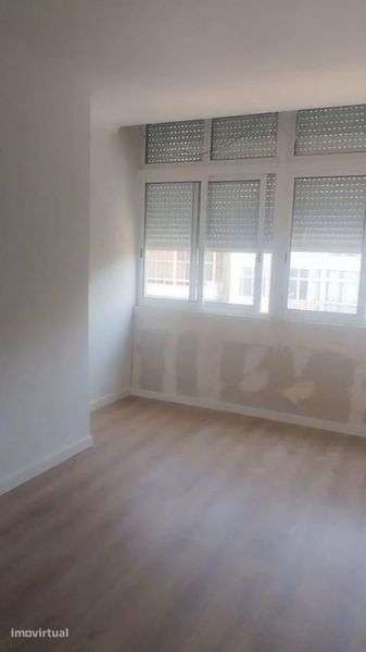VENDA APARTAMENTO, Almada/Cova Piedade T2 remodelado. - Grande imagem: 3/7