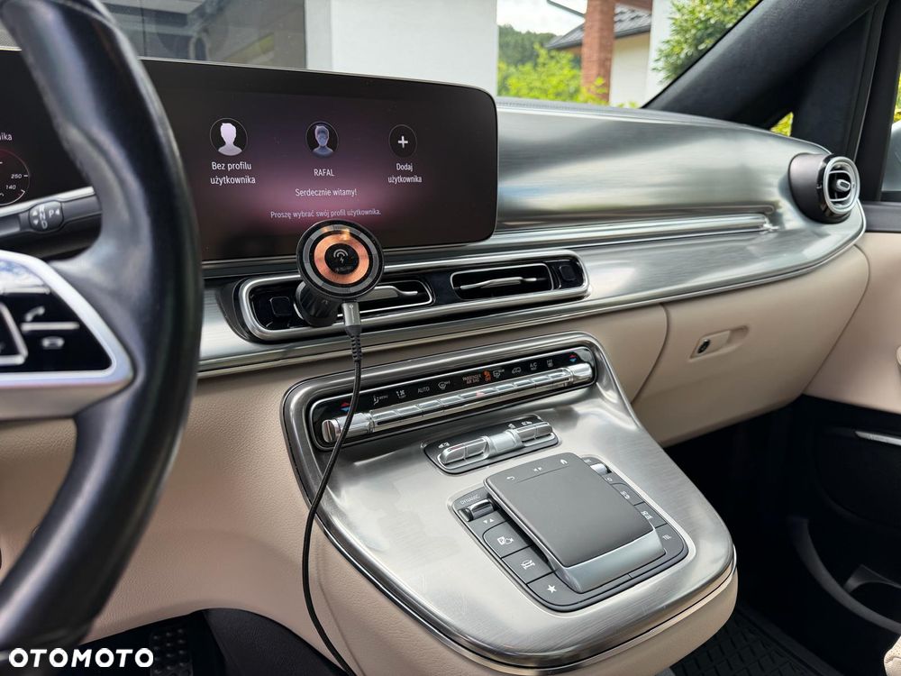 Mercedes-Benz Klasa V 300 d 4-Matic 9G-Tronic Exclusive (d³ugi) - 9