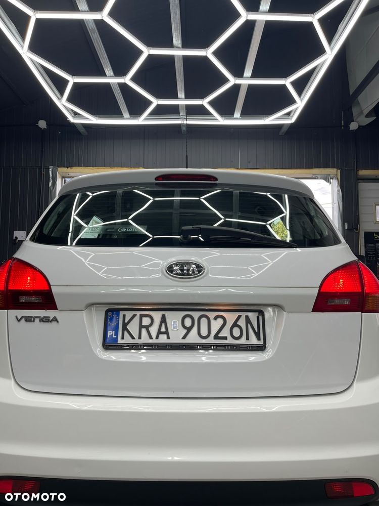 Kia Venga 1.4 L - 12
