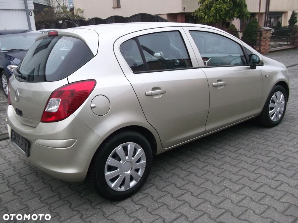 Opel Corsa 1.2 16V Enjoy - 2