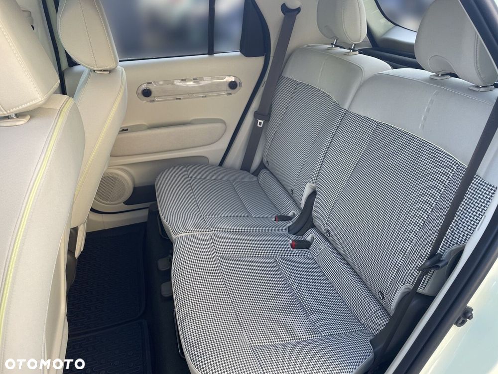 Hyundai Inster 49kWh Smart - 17