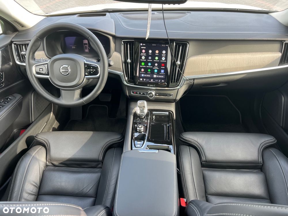 Volvo V90 T8 AWD Plug-In Hybrid Ultimate Dark - 6